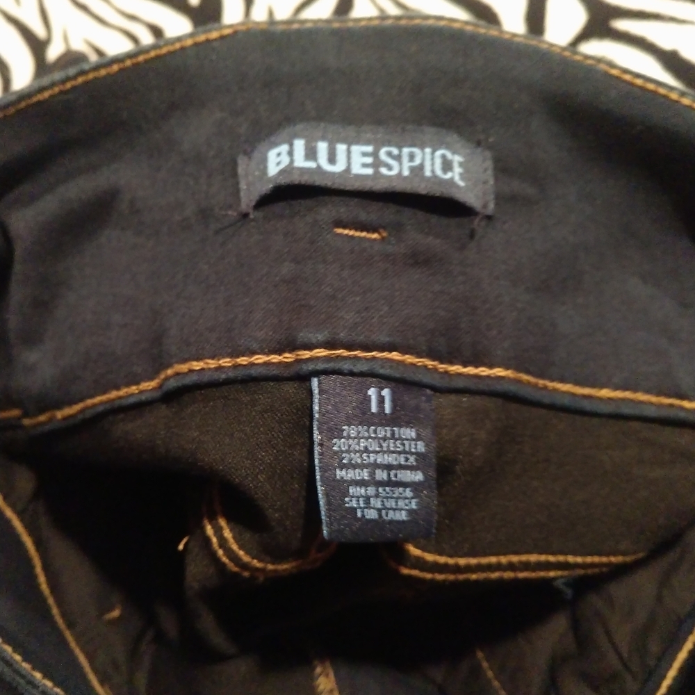 Jeans - Picture 2 of 2